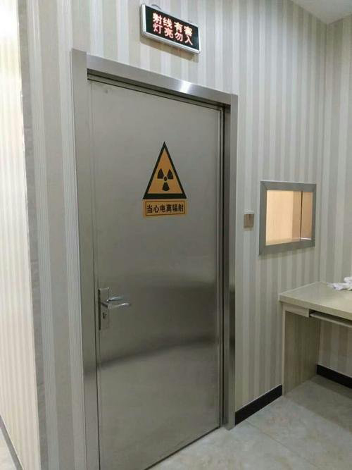 門4